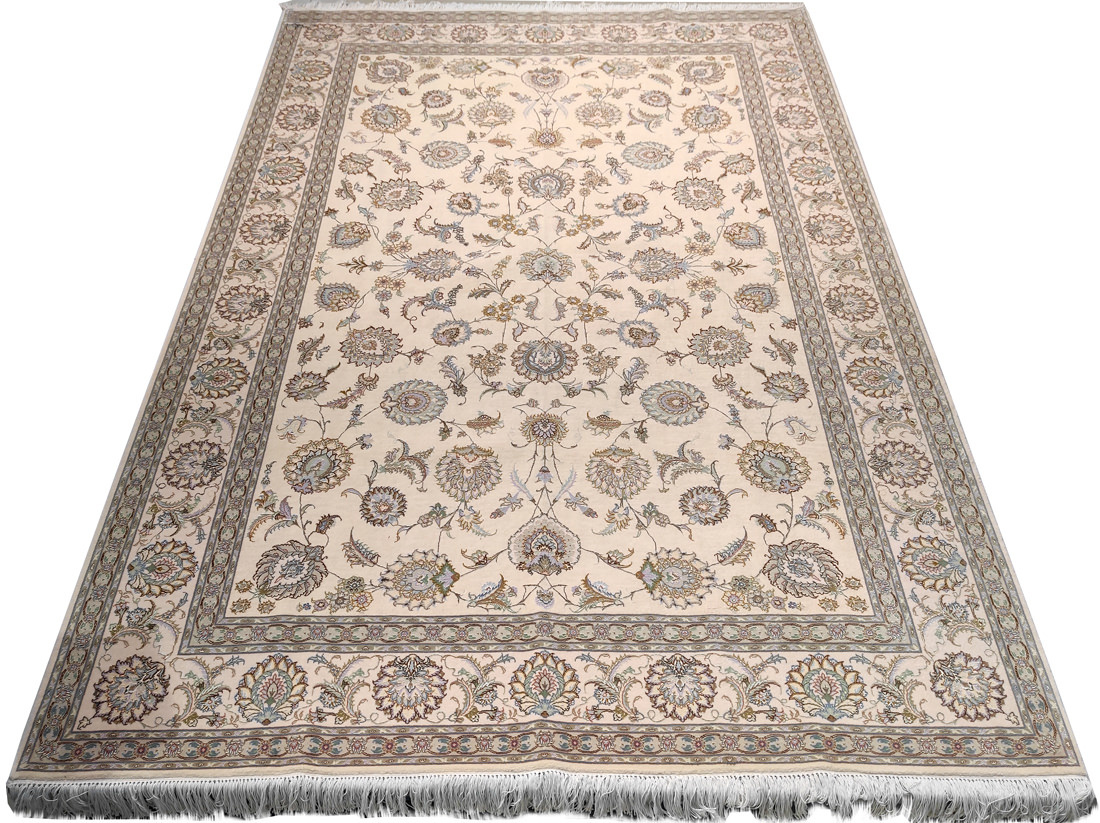 бежевый ковер Иран